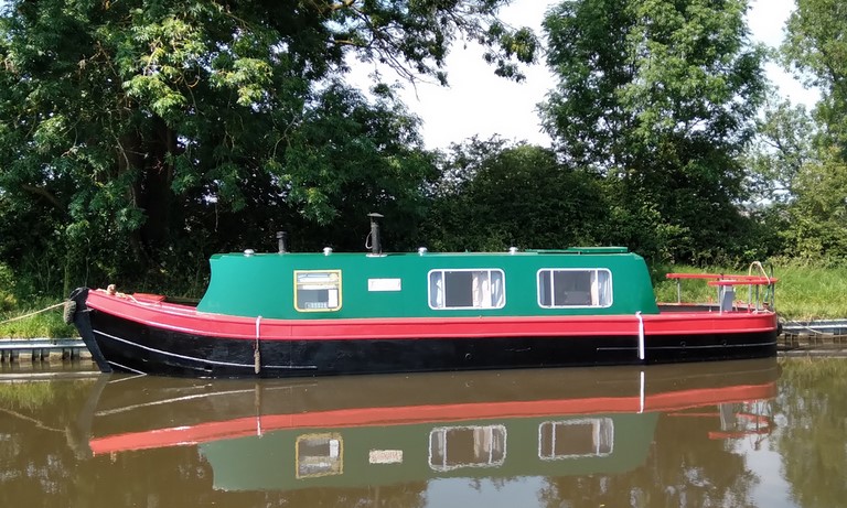 Jemima D shared narrow boat
