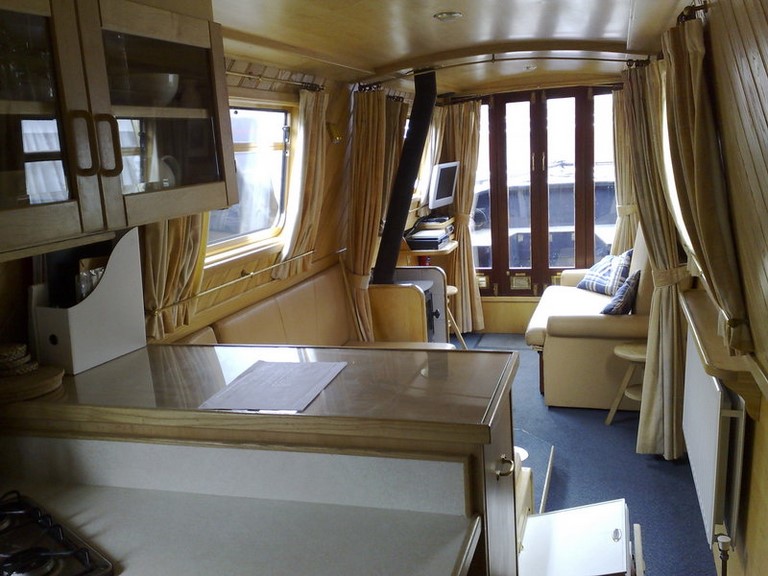 Shared narrow boat Beeston Castle