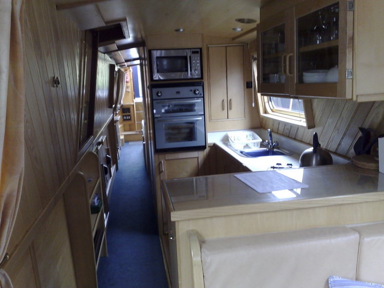 Shared narrow boat Beeston Castle