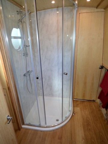 Shared narrow boat Breaking Dawn